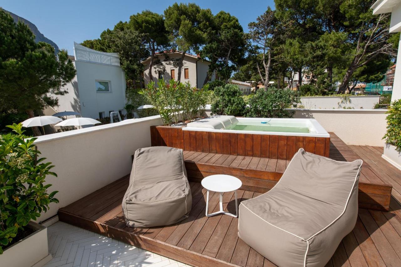 Unico Boutique Hotel D'Arte Mondello Exterior foto